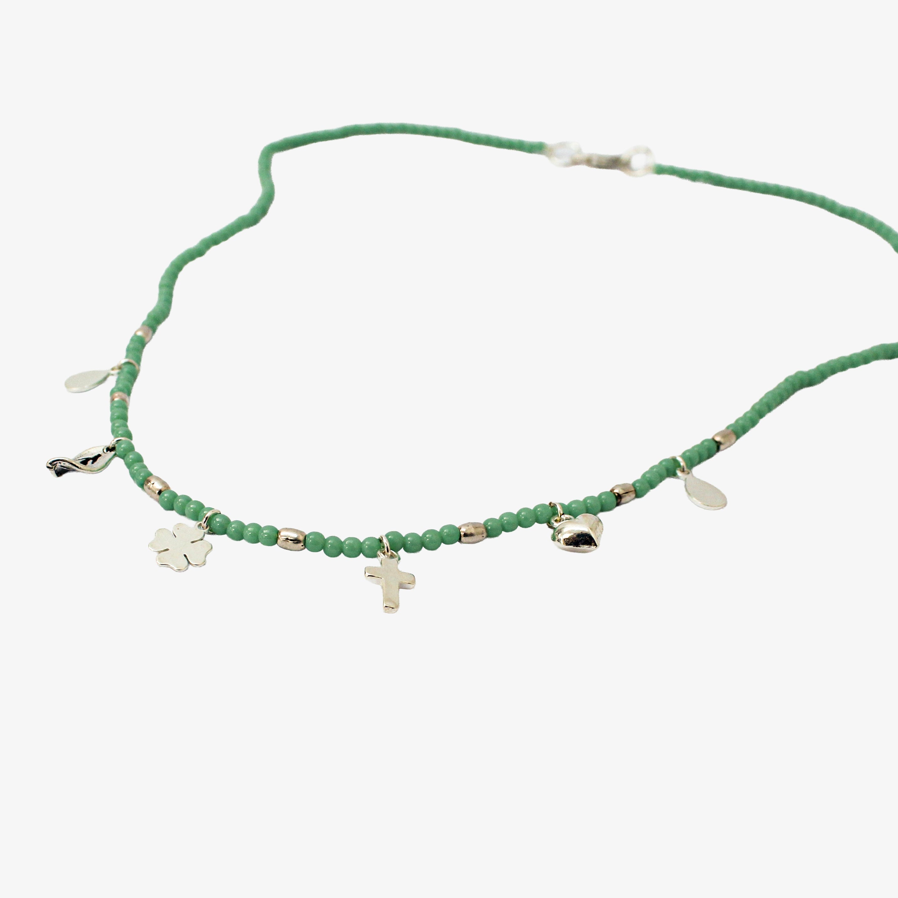 Collar Amuletos