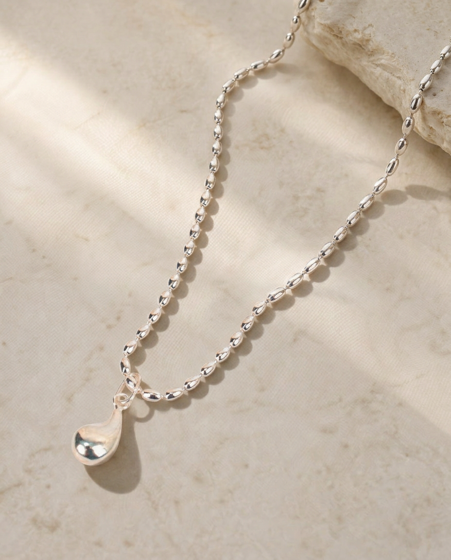 Collar Gota