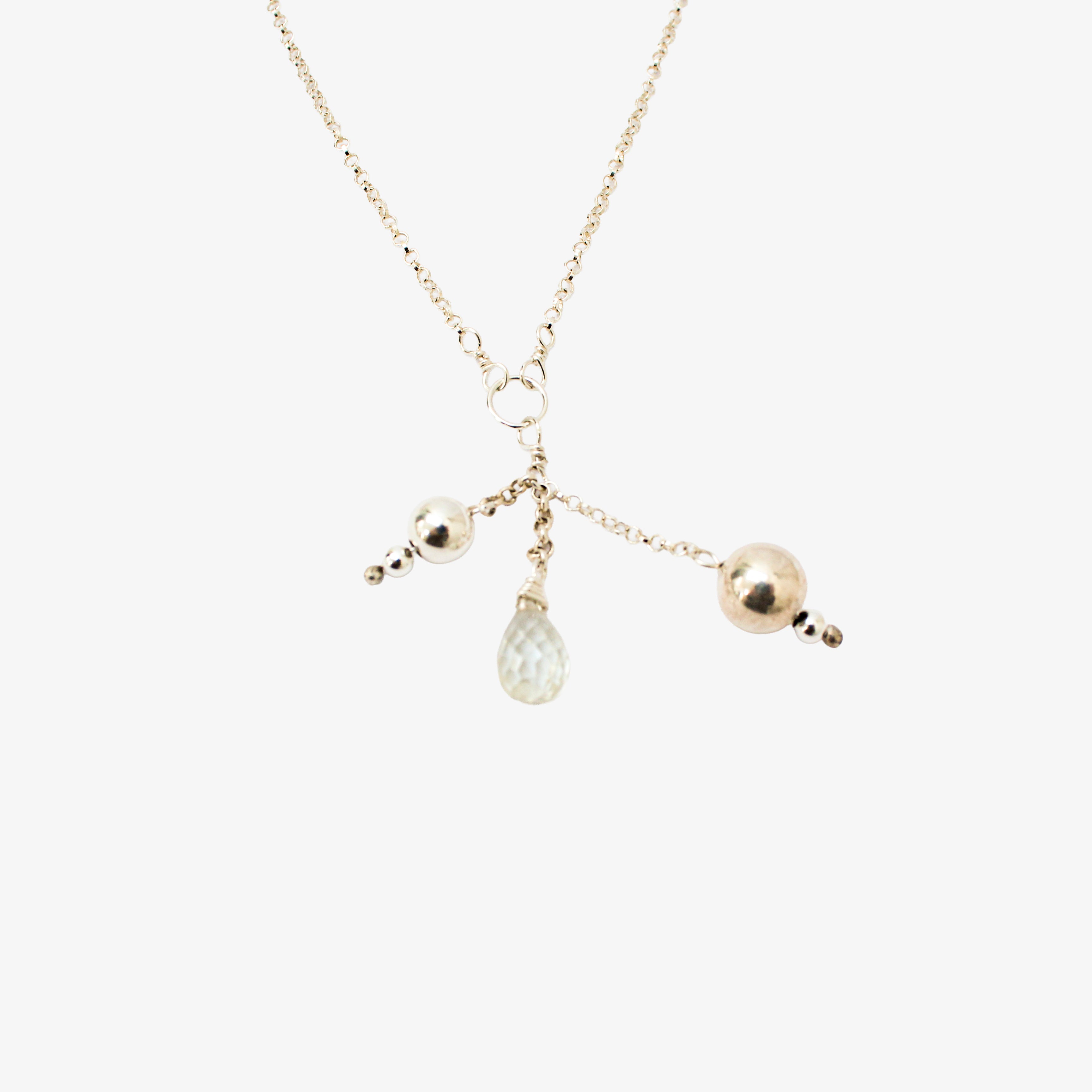 Collar Bolitas Colgantes