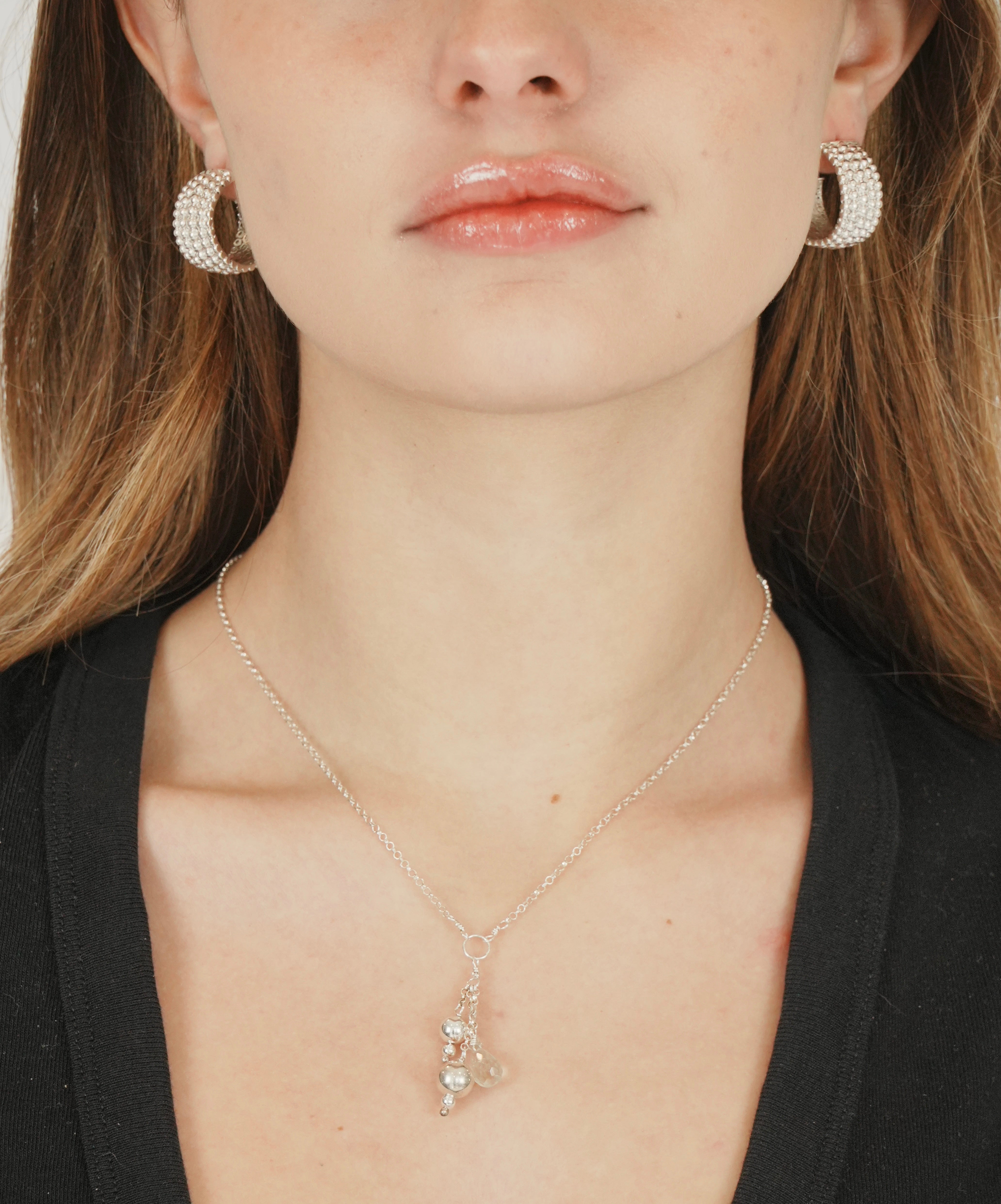 Collar Bolitas Colgantes